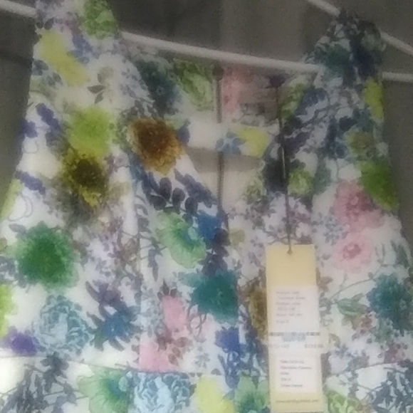 Sexy Florence dress by Darling - Picture 4 of 8